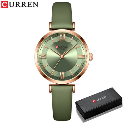 Montre femme Curren 9079 avec bracelet en cuir vert clair présentée dans son coffret cadeau